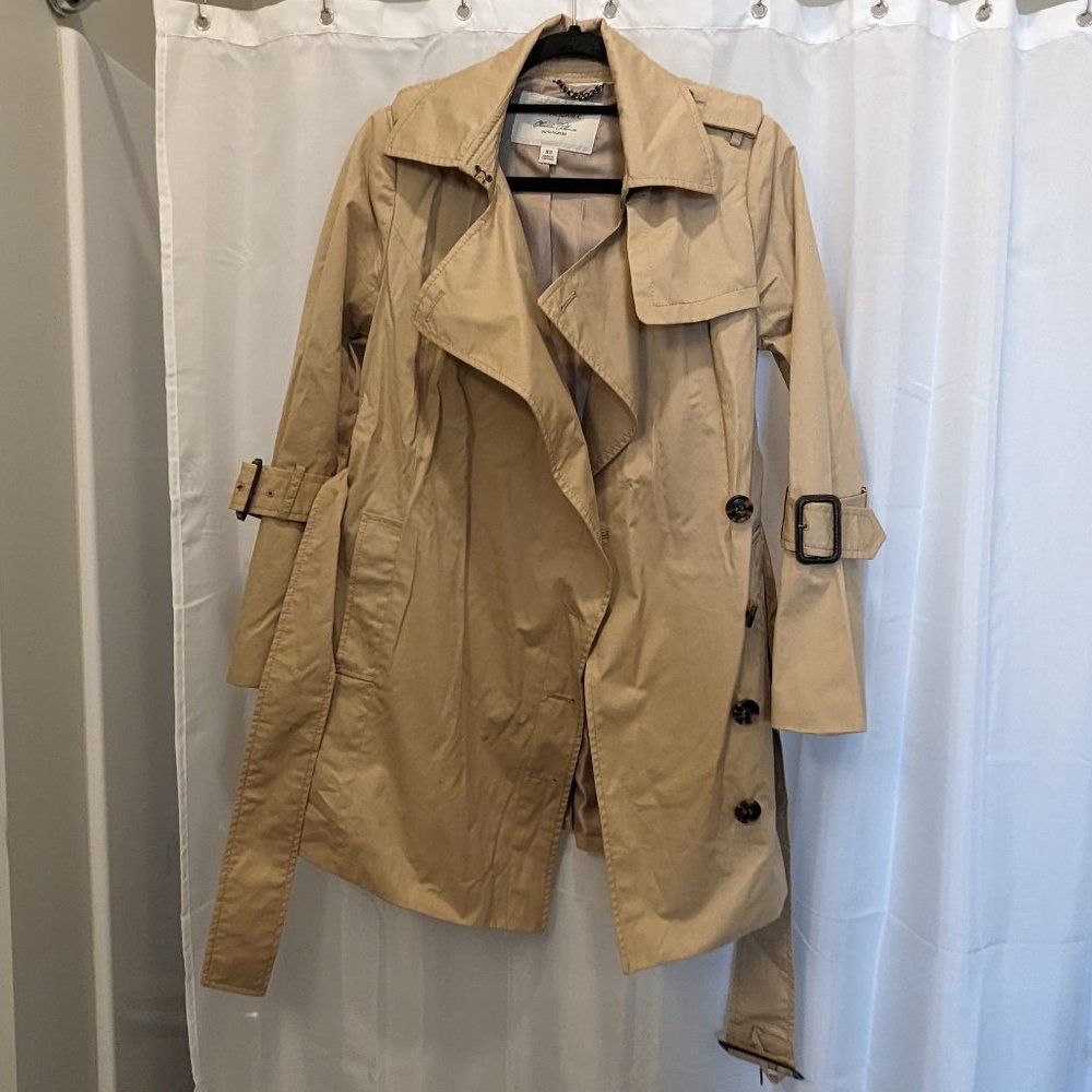 Banana Republic x Olivia Palermo Bell-Sleeve Asymmetrical Trench Coat | XS - Picture 5 of 9